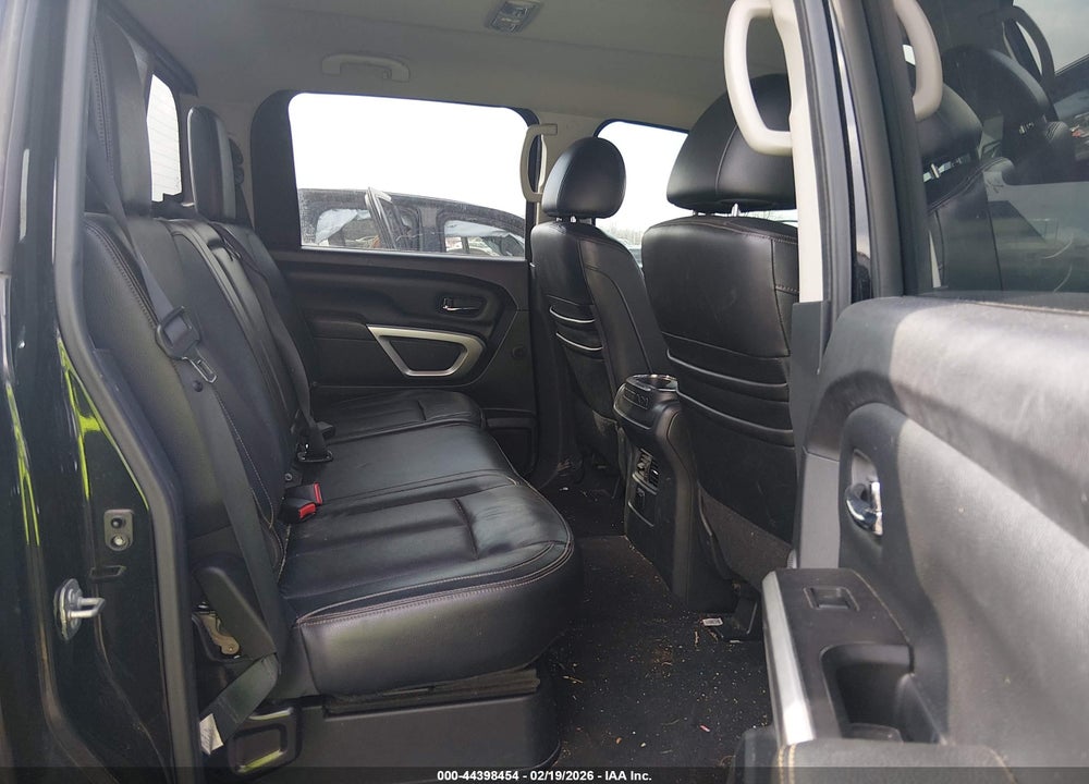 2017 NISSAN TITAN XD SL DIESEL VIN: 1N6BA1F42HN555534