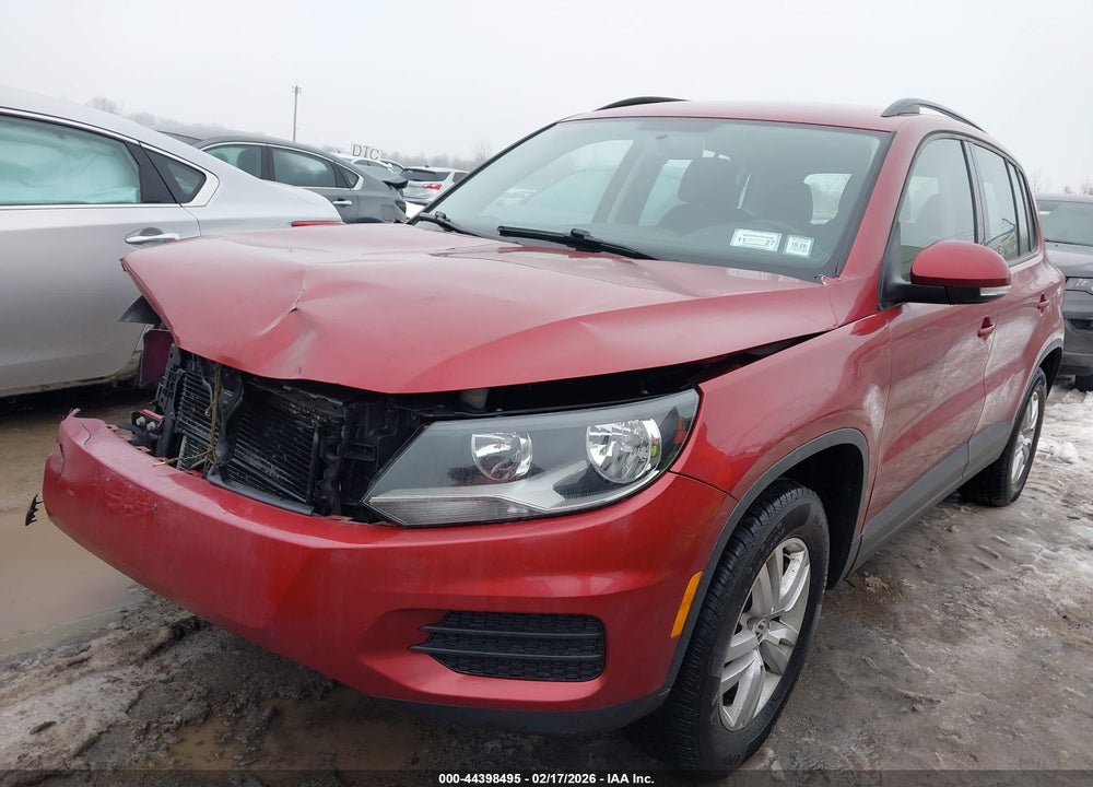 2015 VOLKSWAGEN TIGUAN S VIN: WVGBV7AX2FW081941