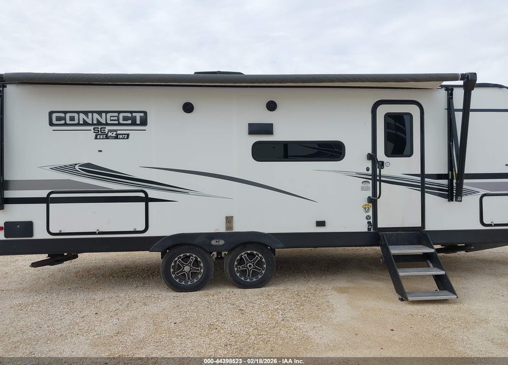 2021 KZ C231BHKSE VIN: 4EZTL2427M7070327