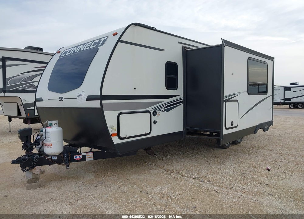 2021 KZ C231BHKSE VIN: 4EZTL2427M7070327