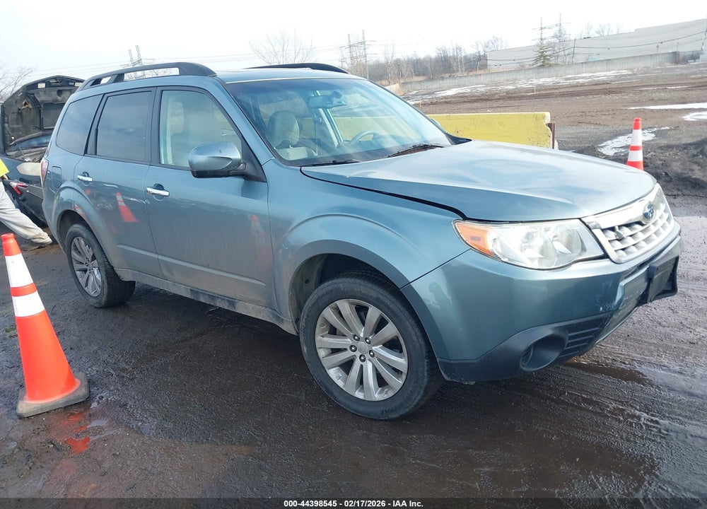 2012 SUBARU FORESTER 2.5X PREMIUM VIN: JF2SHADC7CH404948