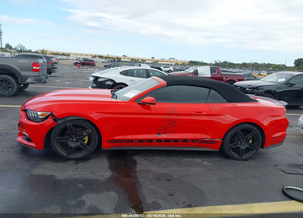 2017 FORD MUSTANG ECOBOOST PREMIUM VIN: 1FATP8UH5H5218513