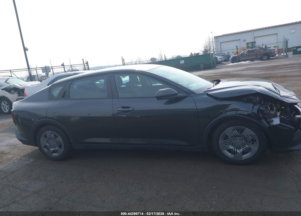 2025 KIA K4 LX VIN: 3KPFT4DE7SE037054