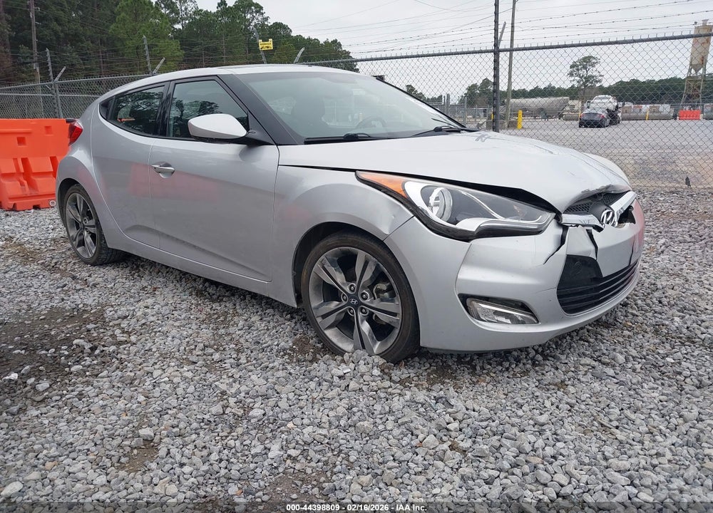 2017 HYUNDAI VELOSTER VALUE EDITION VIN: KMHTC6AD5HU322920