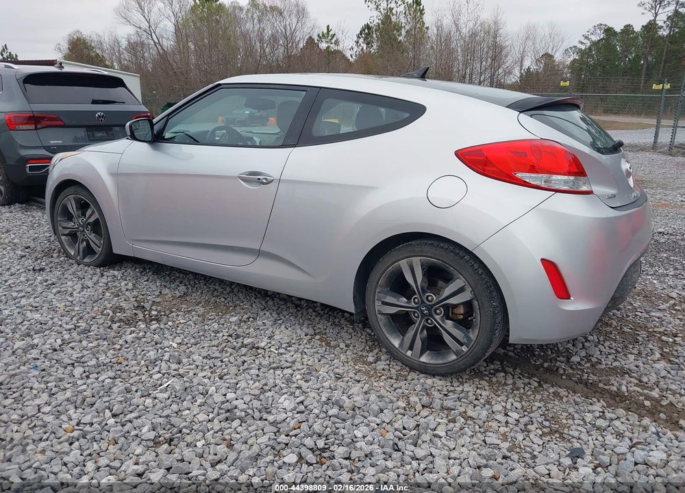 2017 HYUNDAI VELOSTER VALUE EDITION VIN: KMHTC6AD5HU322920