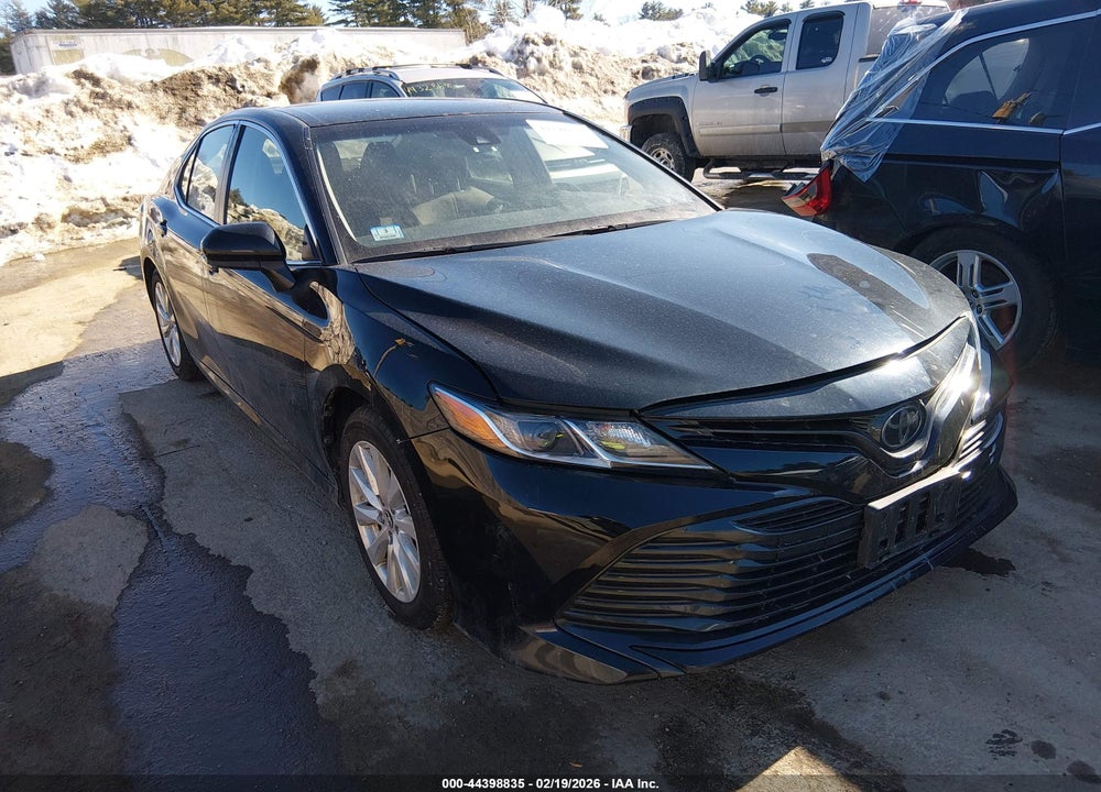 2018 TOYOTA CAMRY LE VIN: JTNB11HK5J3047943