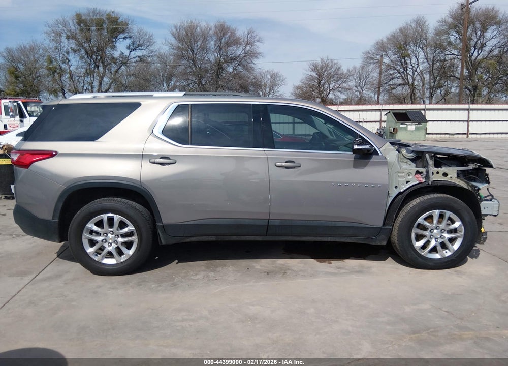 2018 CHEVROLET TRAVERSE 1LT VIN: 1GNERGKW5JJ147195