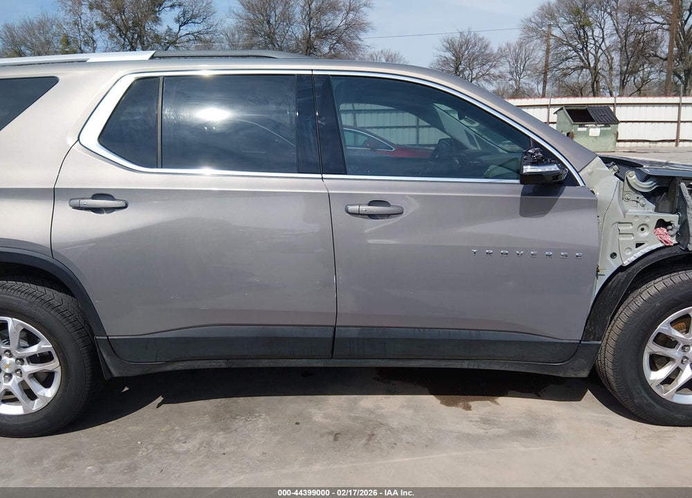 2018 CHEVROLET TRAVERSE 1LT VIN: 1GNERGKW5JJ147195