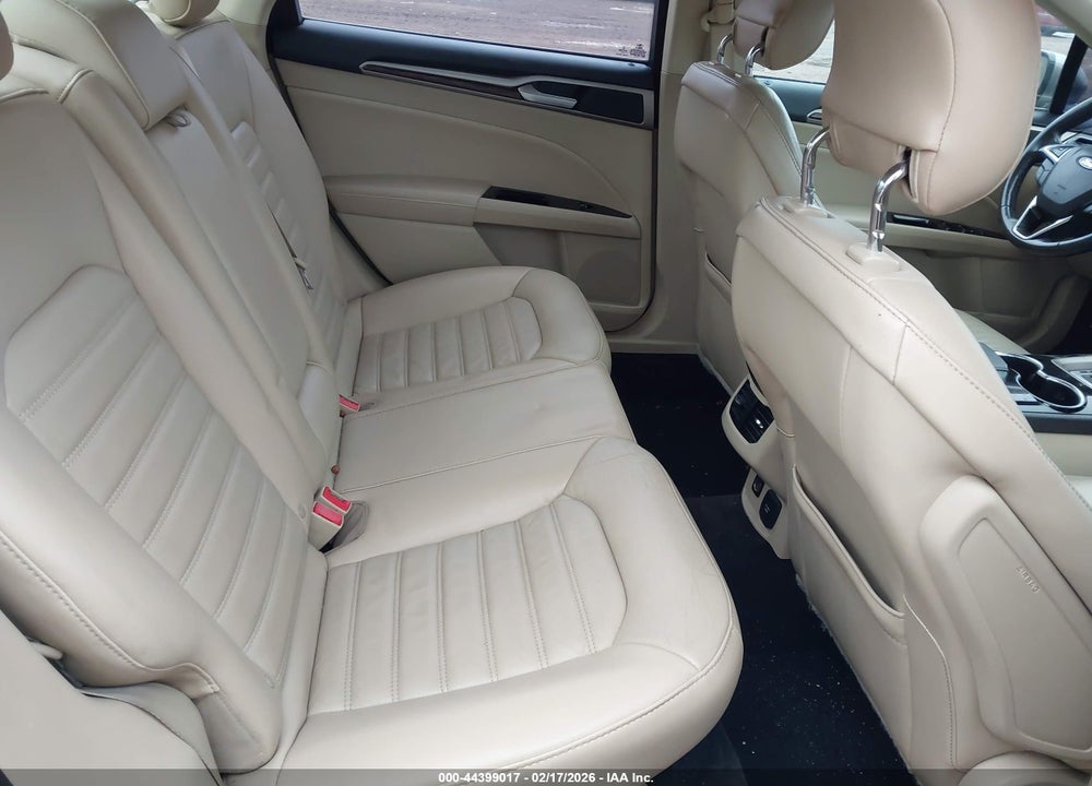 2014 FORD FUSION SE VIN: 3FA6P0HD7ER295799