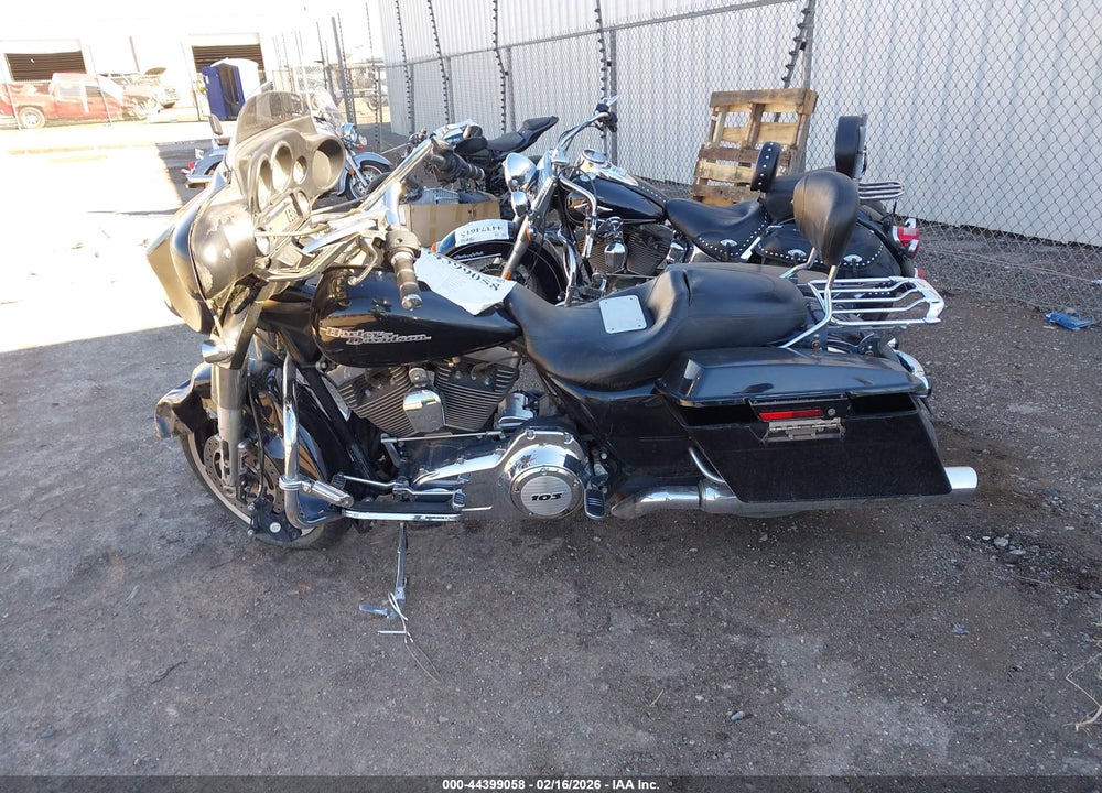 2012 HARLEY-DAVIDSON FLHX STREET GLIDE VIN: 1HD1KBM18CB628148