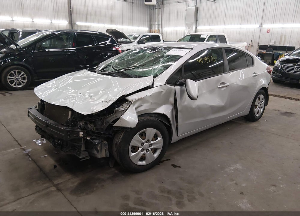 2018 KIA FORTE LX VIN: 3KPFK4A78JE236590