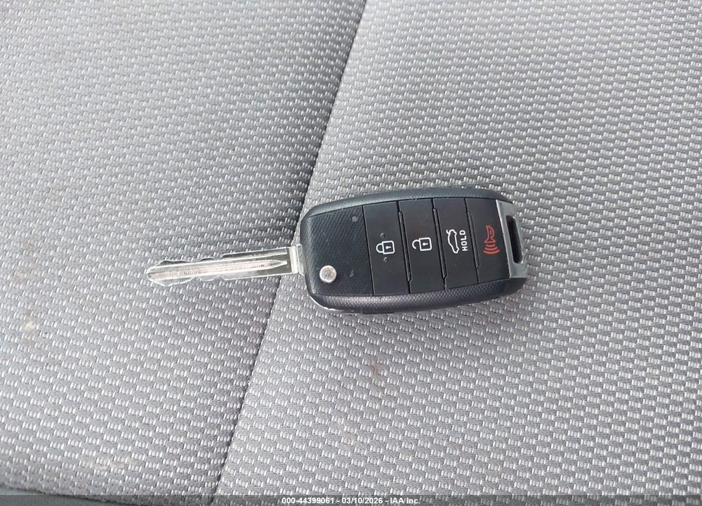 2018 KIA FORTE LX VIN: 3KPFK4A78JE236590