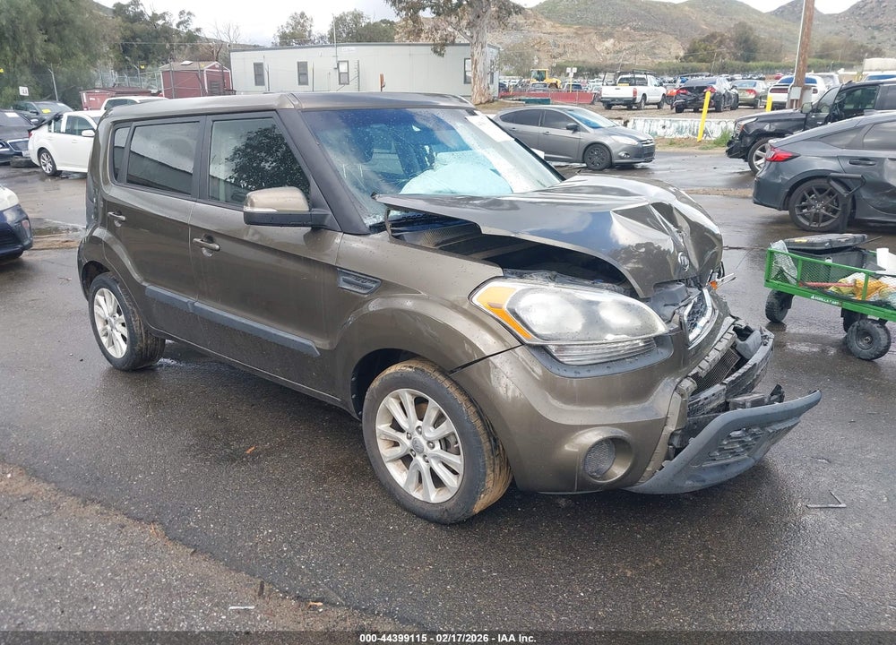 2012 KIA SOUL + VIN: KNDJT2A69C7460800