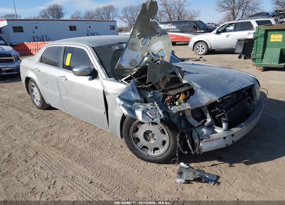 2005 CHRYSLER 300 TOURING VIN: 2C3AA53G15H651426