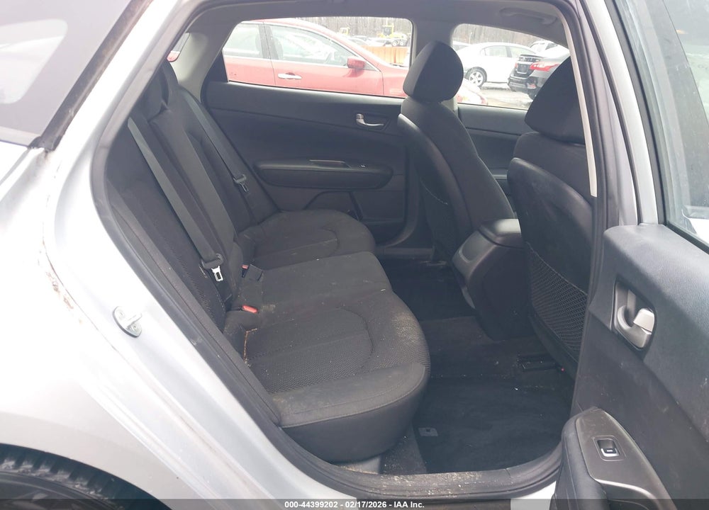 2020 KIA OPTIMA LX VIN: 5XXGT4L34LG440468