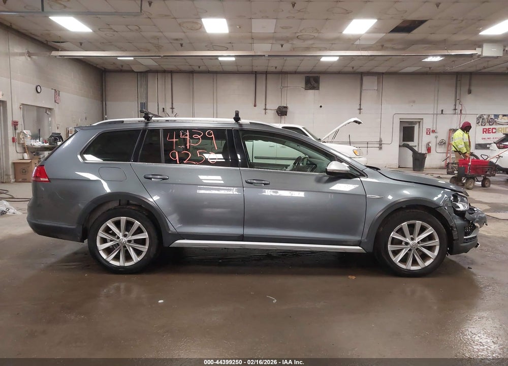 2017 VOLKSWAGEN GOLF ALLTRACK TSI S/TSI SE/TSI SEL VIN: 3VWH17AU3HM529104