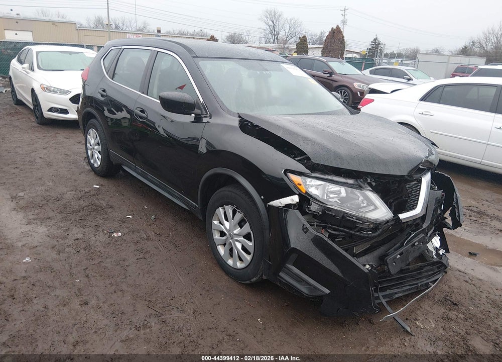 2017 NISSAN ROGUE S VIN: 5N1AT2MT9HC740602