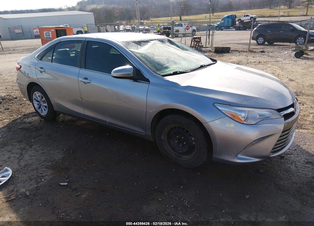 2017 TOYOTA CAMRY LE VIN: 4T1BF1FK6HU784352