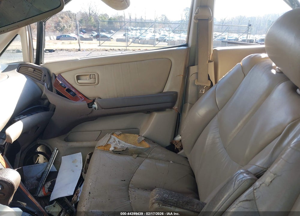 2000 LEXUS RX 300 VIN: JT6HF10U3Y0147958