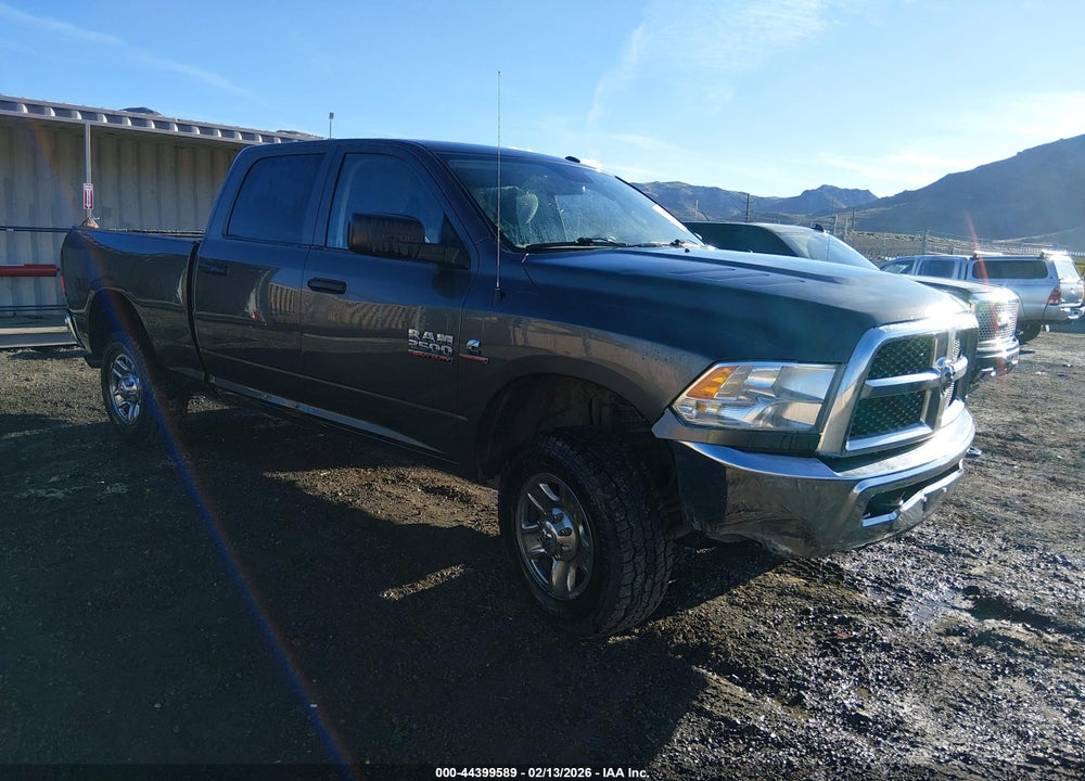 2018 RAM 2500 TRADESMAN  4X4 6'4 BOX VIN: 3C6UR5CL1JG289937
