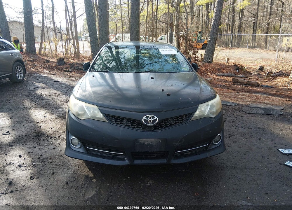 2014 TOYOTA CAMRY SE VIN: 4T1BF1FK0EU403221