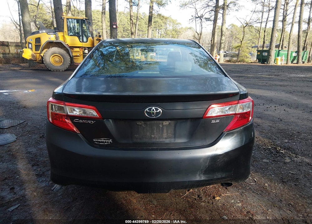 2014 TOYOTA CAMRY SE VIN: 4T1BF1FK0EU403221
