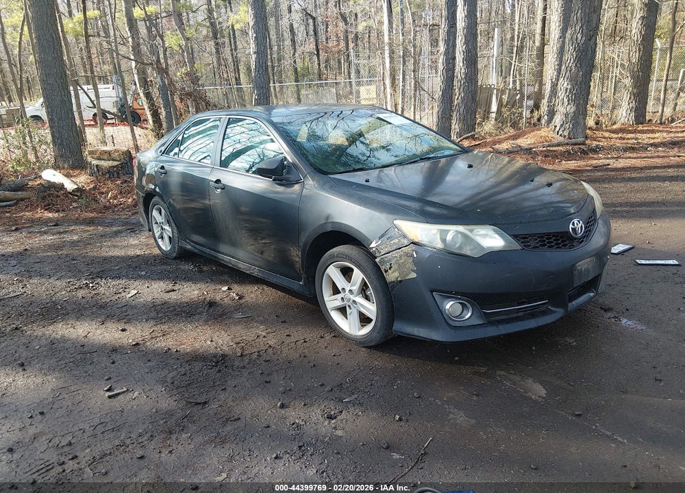 2014 TOYOTA CAMRY SE VIN: 4T1BF1FK0EU403221