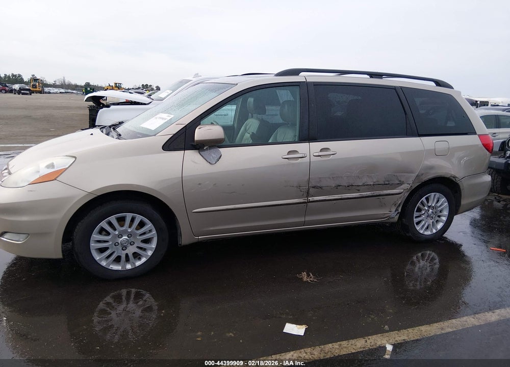 2009 TOYOTA SIENNA XLE VIN: 5TDZK22C99S262064