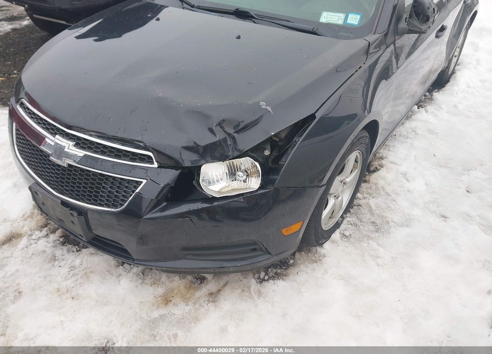 2014 CHEVROLET CRUZE 1LT AUTO VIN: 1G1PC5SB6E7372872
