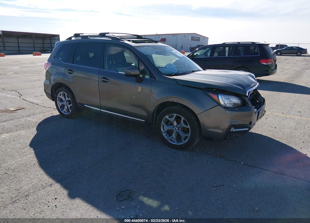 2018 SUBARU FORESTER 2.5I TOURING VIN: JF2SJAWC9JH441899