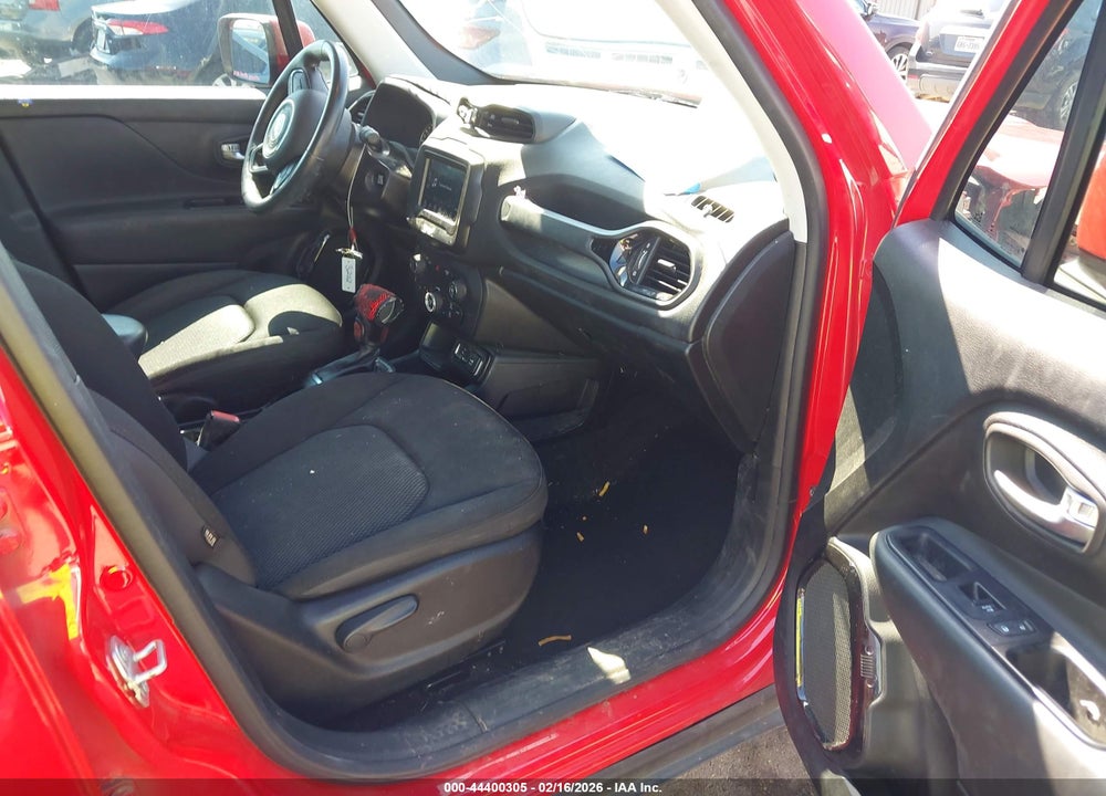 2018 JEEP RENEGADE ALTITUDE FWD VIN: ZACCJABBXJPJ00453