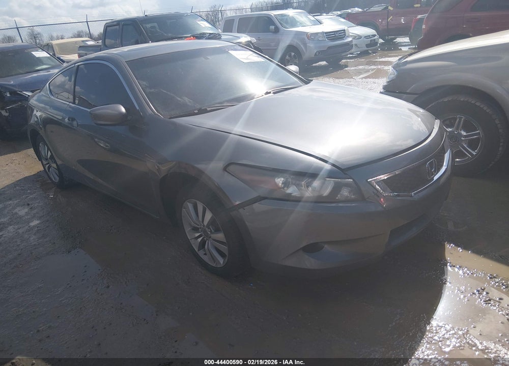 2010 HONDA ACCORD 2.4 EX VIN: 1HGCS1B76AA018538
