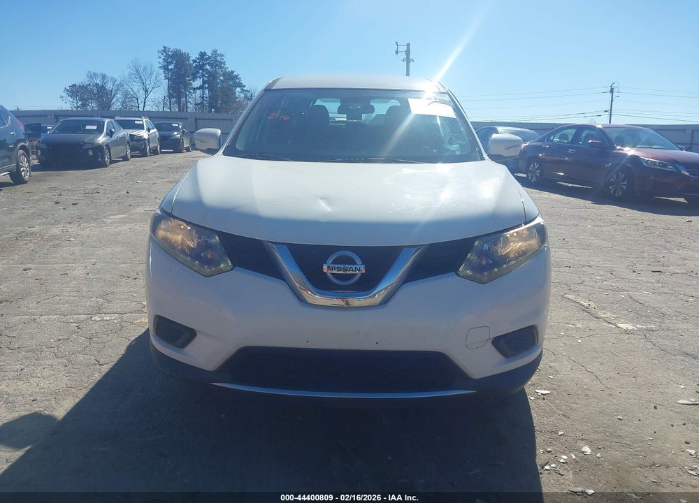2015 NISSAN ROGUE S VIN: 5N1AT2MT6FC858037