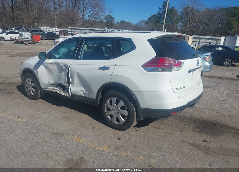 2015 NISSAN ROGUE S VIN: 5N1AT2MT6FC858037