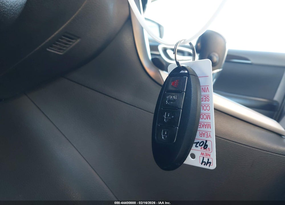 2018 NISSAN SENTRA SV VIN: 3N1AB7AP0JY218579