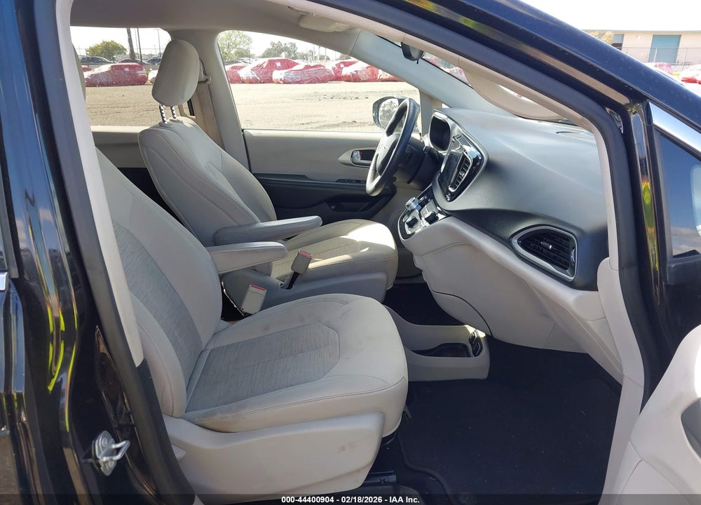 2018 CHRYSLER PACIFICA HYBRID TOURING PLUS VIN: 2C4RC1H78JR332975