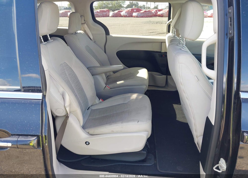2018 CHRYSLER PACIFICA HYBRID TOURING PLUS VIN: 2C4RC1H78JR332975