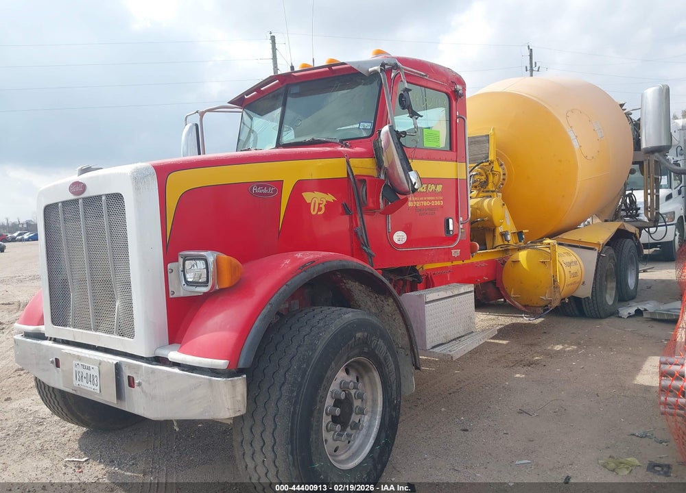 2015 PETERBILT 365 VIN: 1NPSL70XXFD285788