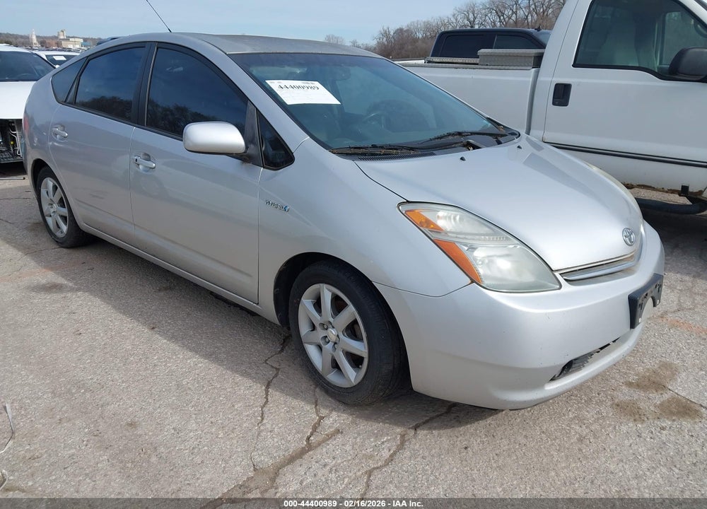 2008 TOYOTA PRIUS TOURING VIN: JTDKB20U583350655
