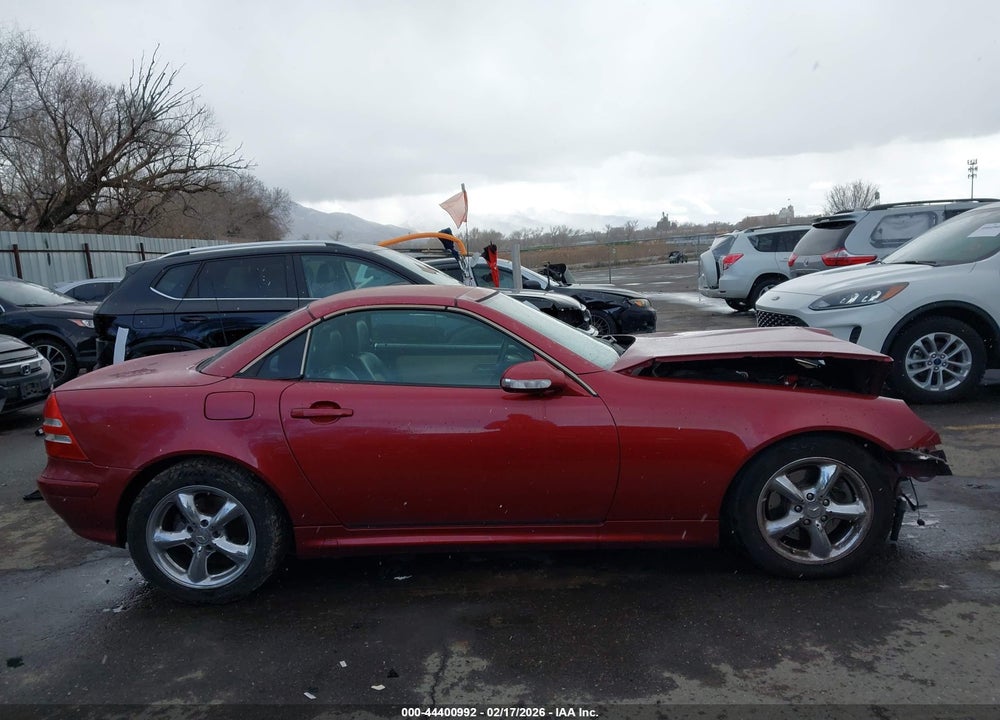 2001 MERCEDES-BENZ SLK 320 VIN: WDBKK65F01F198210