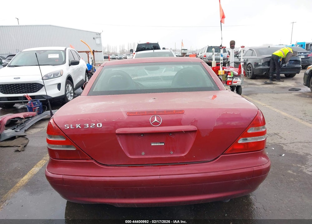 2001 MERCEDES-BENZ SLK 320 VIN: WDBKK65F01F198210