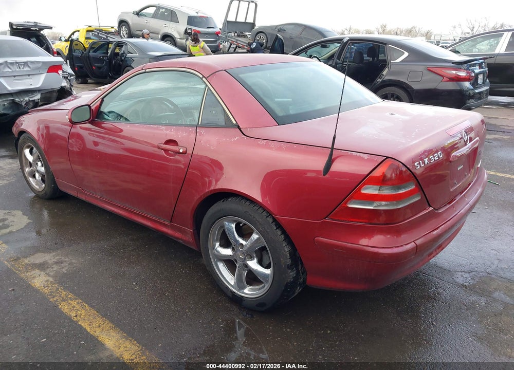 2001 MERCEDES-BENZ SLK 320 VIN: WDBKK65F01F198210