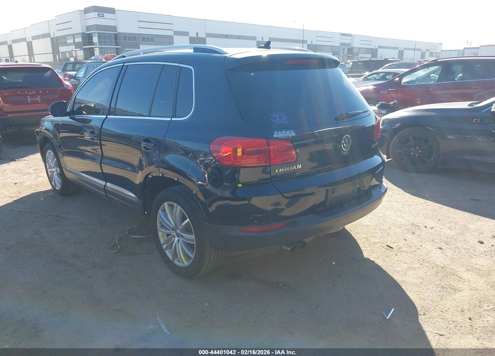 2012 VOLKSWAGEN TIGUAN SE VIN: WVGAV7AX8CW521460