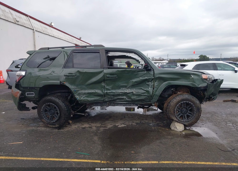 2021 TOYOTA 4RUNNER TRAIL SPECIAL EDITION VIN: JTEBU5JR2M5907876