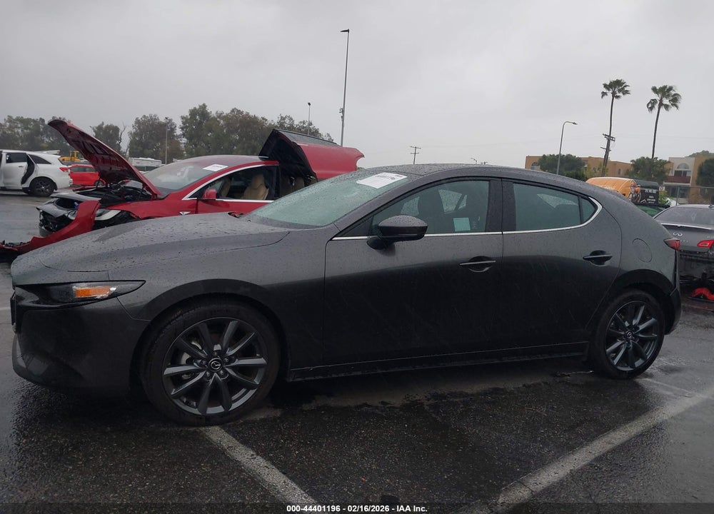 2022 MAZDA 3 PREFERRED VIN: JM1BPALL5N1518400