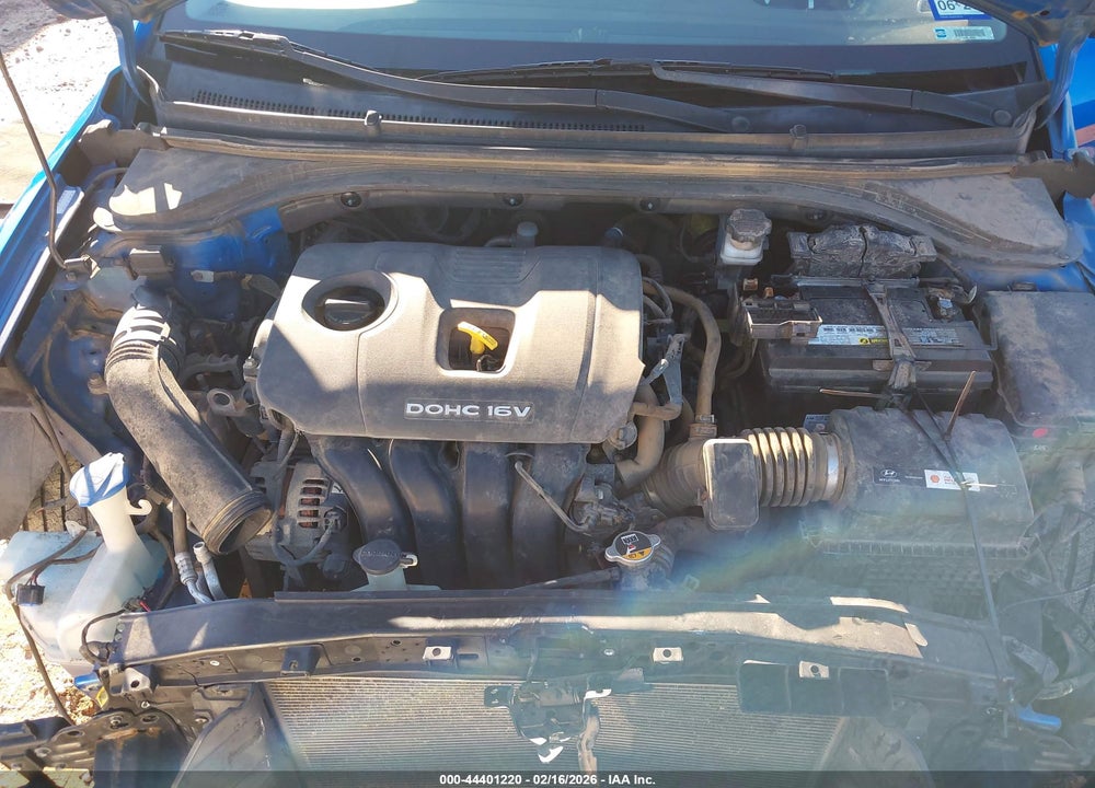 2017 HYUNDAI ELANTRA SE VIN: KMHD84LF4HU208559