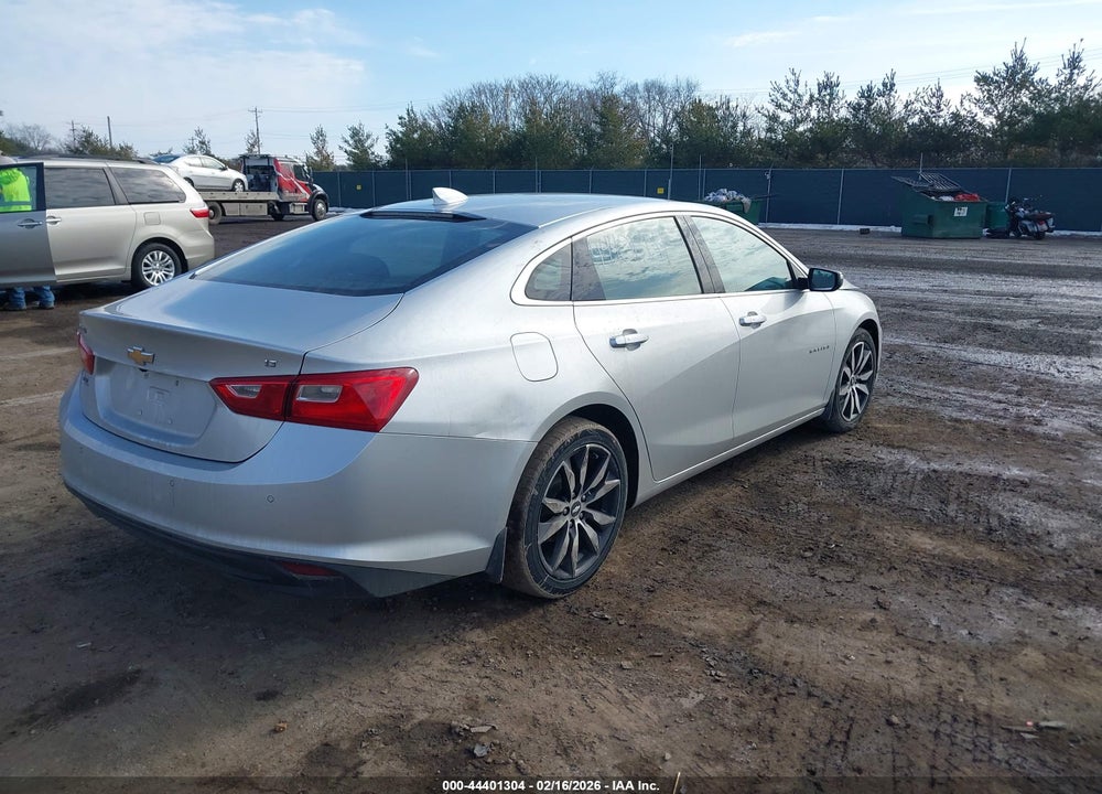 2018 CHEVROLET MALIBU LT VIN: 1G1ZD5ST1JF293172