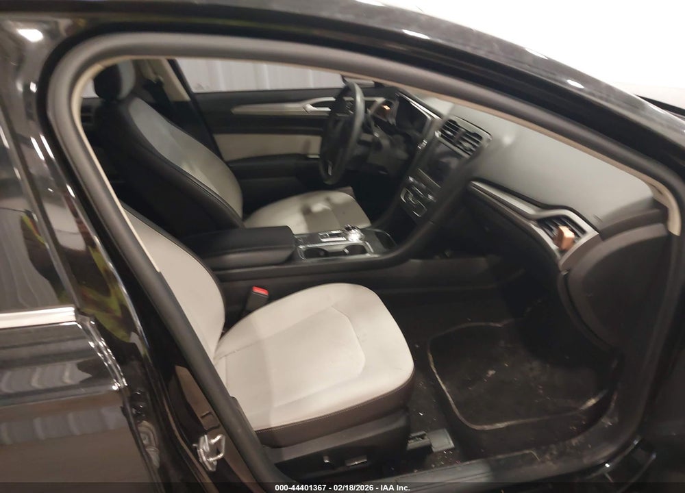 2019 FORD FUSION SE VIN: 3FA6P0HD6KR145629