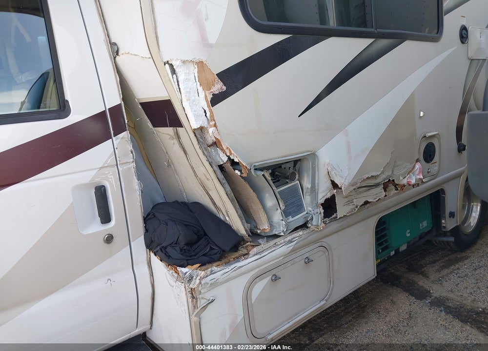 2017 THOR MOTOR COACH VIN: 1FDWE3FS2HDC67792