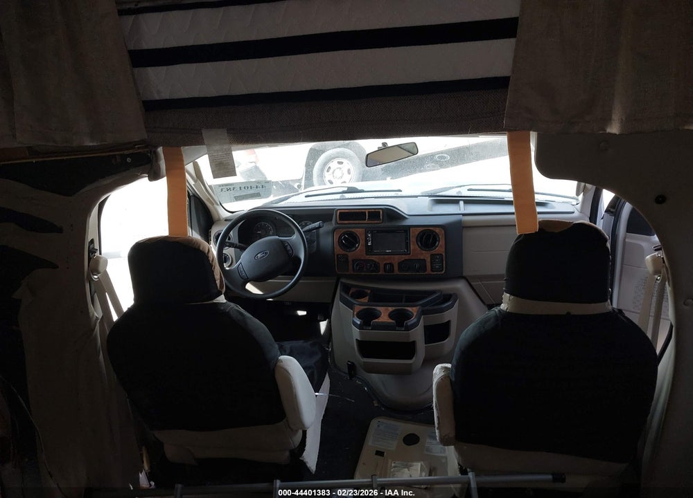 2017 THOR MOTOR COACH VIN: 1FDWE3FS2HDC67792